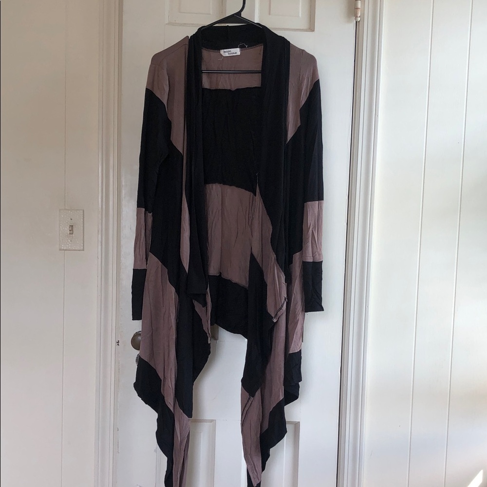 Open-Front Two-Tone Draped Cardigan in Black and Taupe